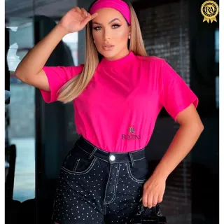 Tshirt Algod�o B�sica Gola Alta
