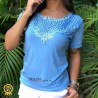 Blusas Com Pedraria e Aplica��es