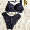 Conjunto Calcinha e Suti� com Bojo em Renda