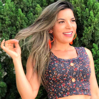 Cropped Feminina Estampada Leila