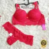 Conjunto Calcinha e Suti� com Bojo em Renda